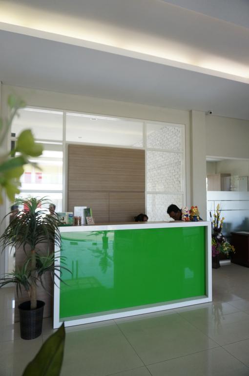 Rumah Cassa Guest House Sorabaya Extérieur photo